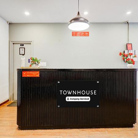 Super Townhouse Rr Nagar Hotel Bangalore Buitenkant foto