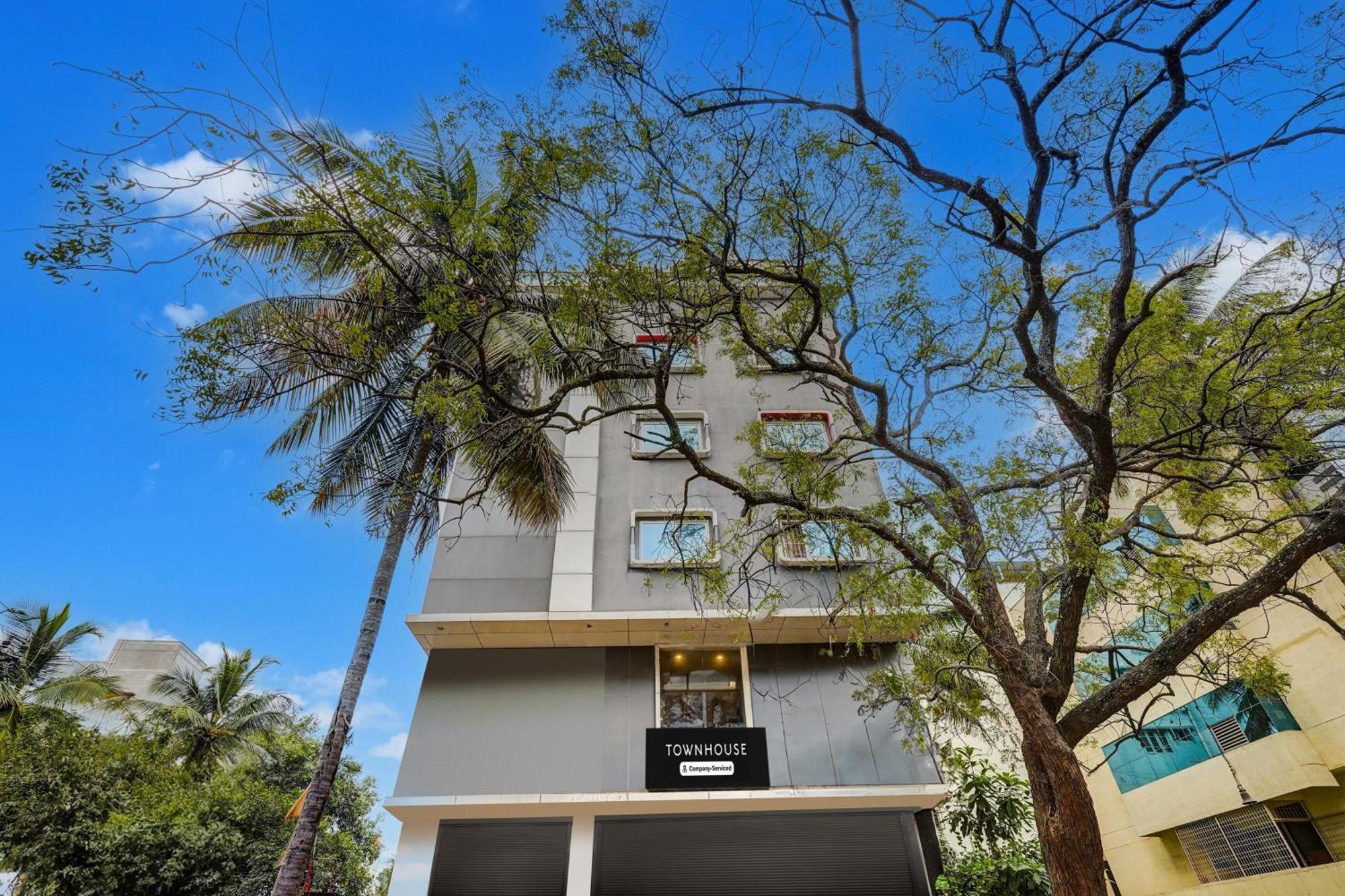 Super Townhouse Rr Nagar Hotel Bangalore Buitenkant foto