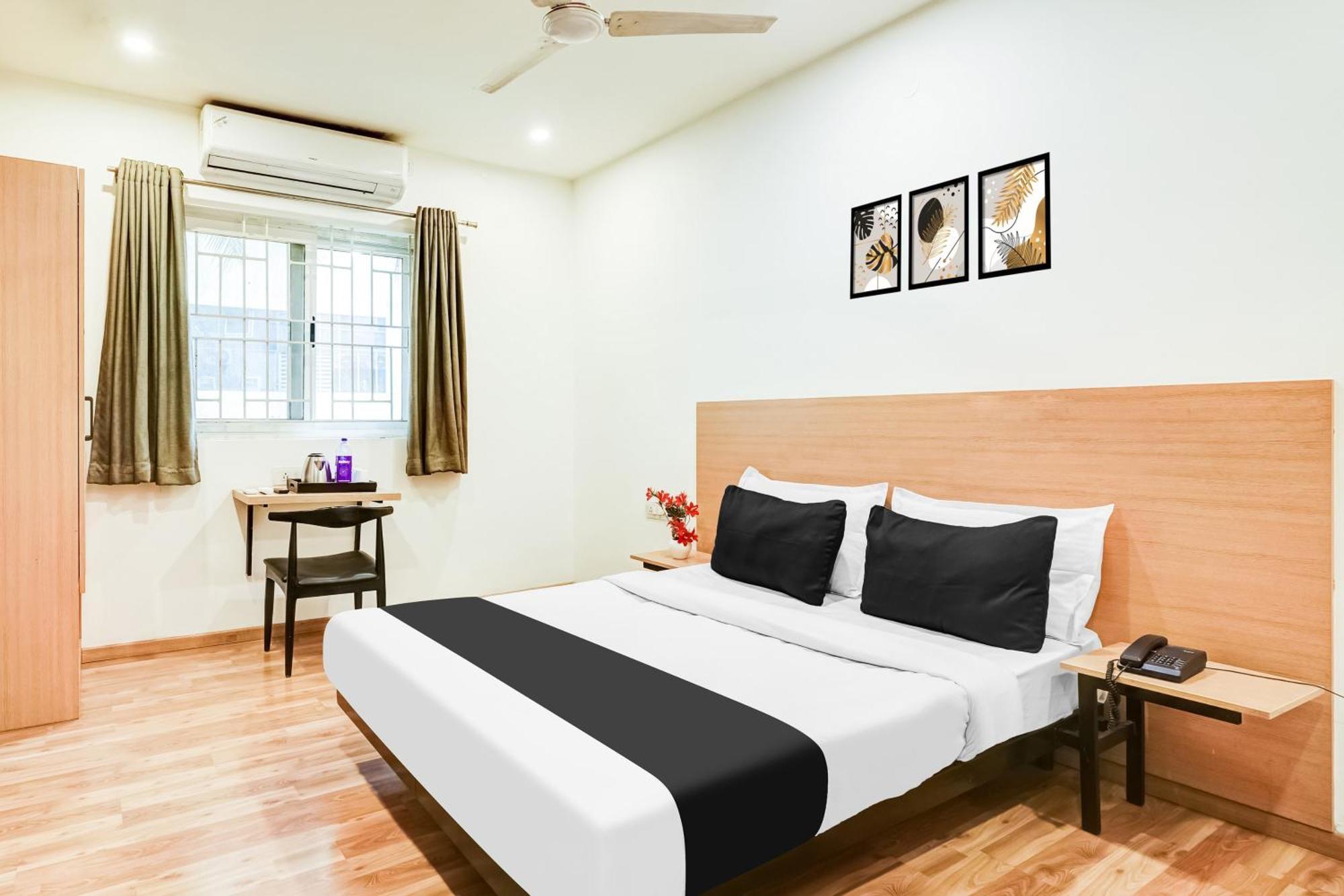 Super Townhouse Rr Nagar Hotel Bangalore Buitenkant foto