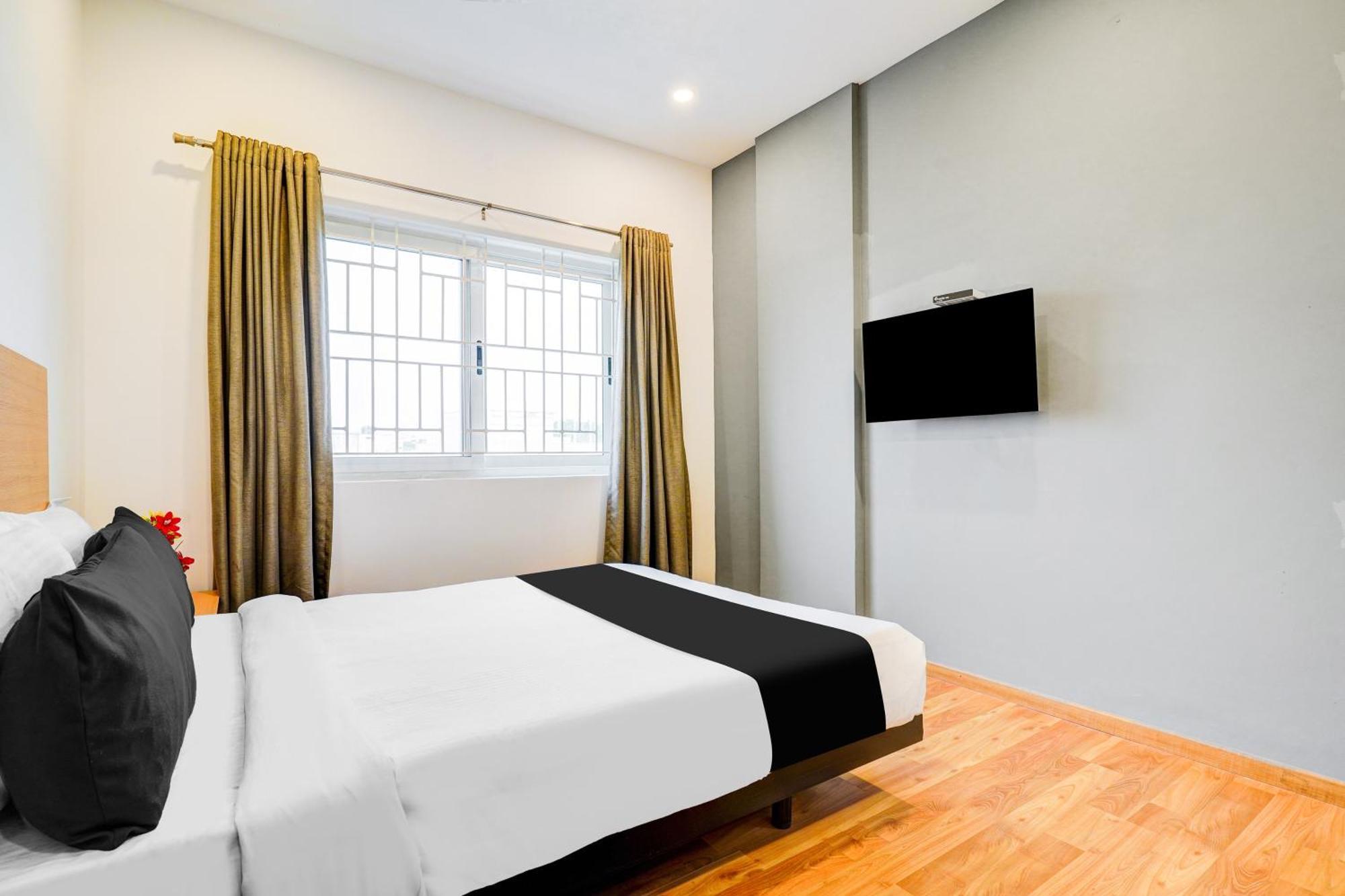 Super Townhouse Rr Nagar Hotel Bangalore Buitenkant foto